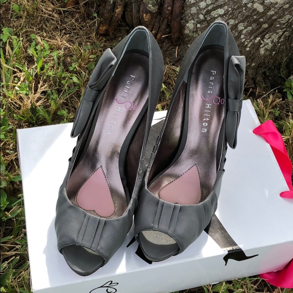 Shoes - Picture 2 of 3